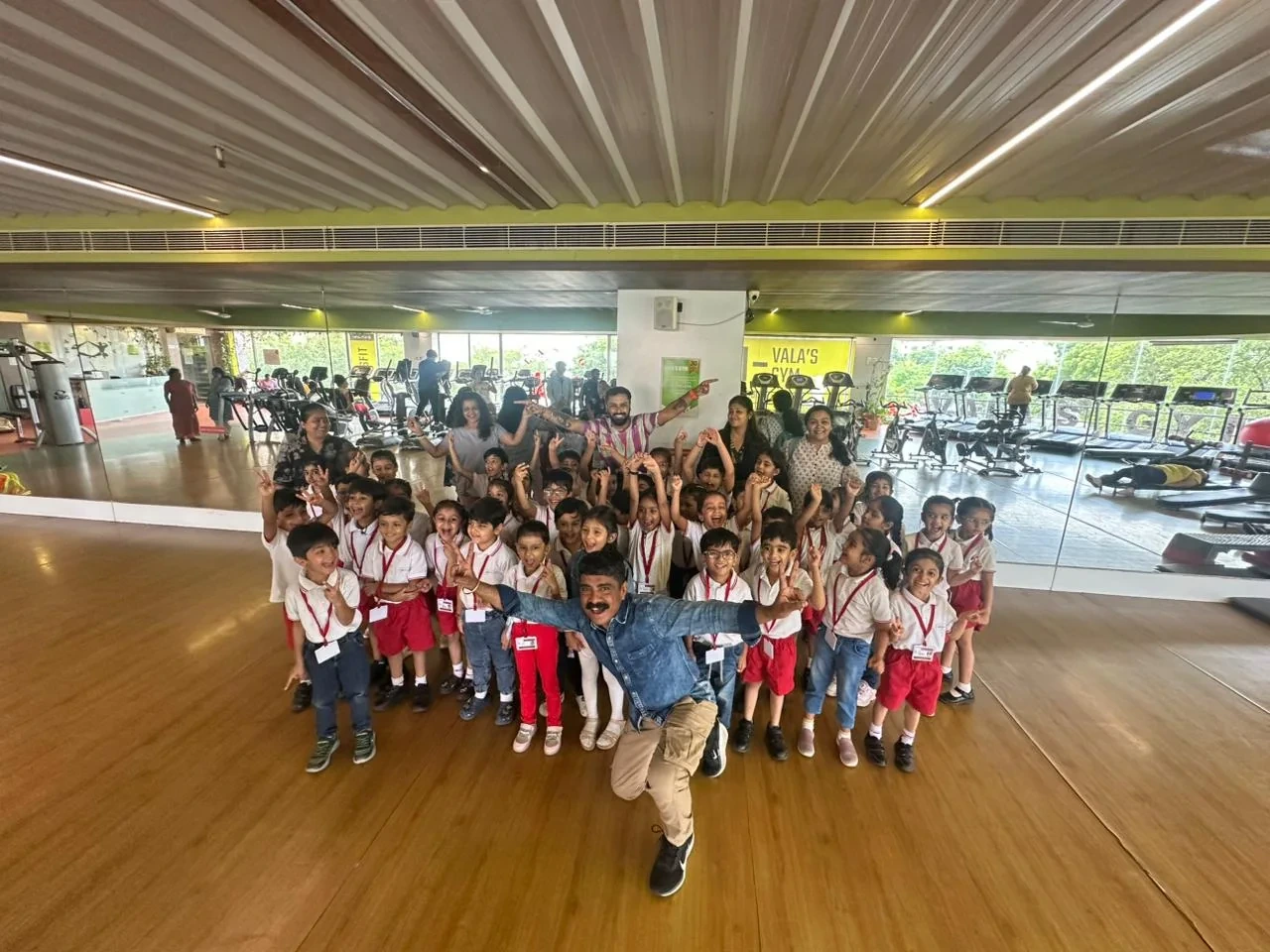 Redbricks School kindergarten students visiting Vala's Gym